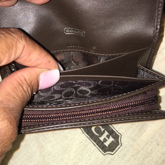 Coach Wallet - Picture 6 of 7